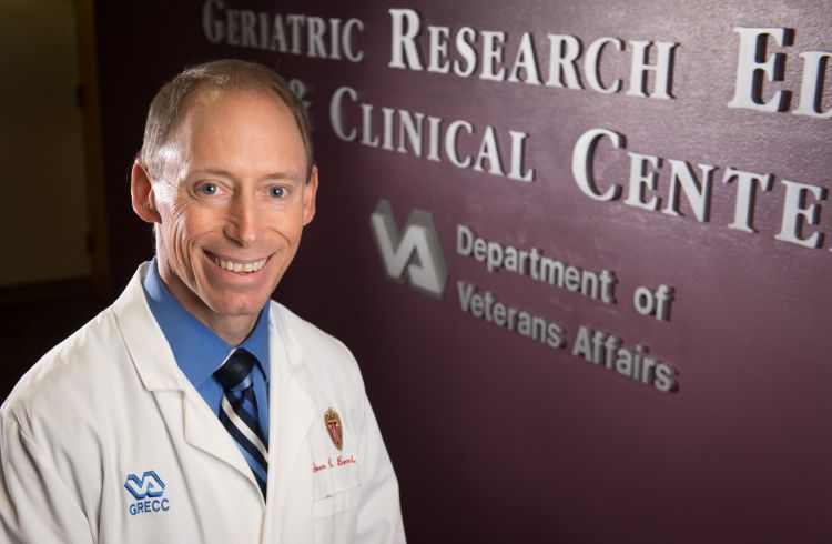 Dr. Steven Barczi